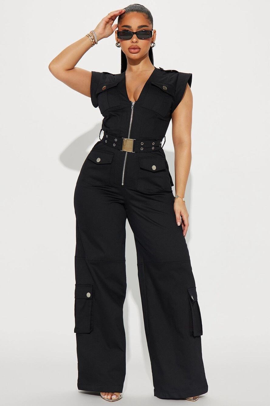 Fashion Nova Making Headlines Jumpsuit Women’s Large NWT Black Zip Front Belted
